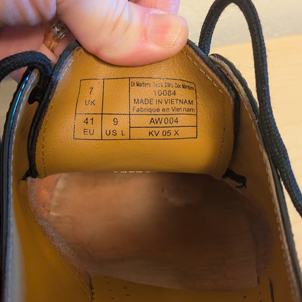 Dr Martens Classic Black Leather Shoes - Picture 9 of 10